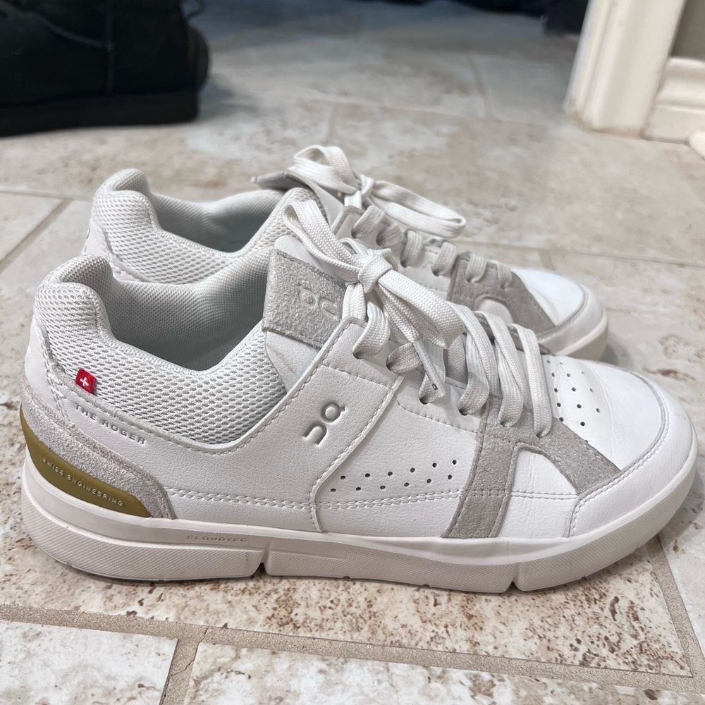 On roger shoes